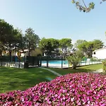 Apartment Colorful Flat With Garden-beahost Bibione