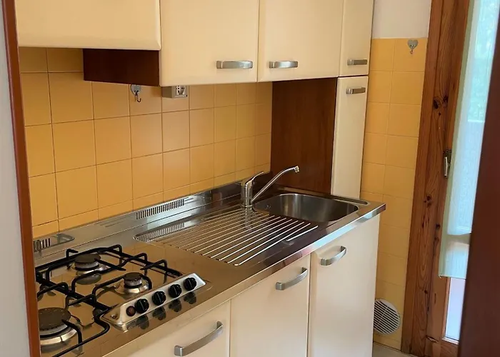 Colorful Flat With Garden-beahost *