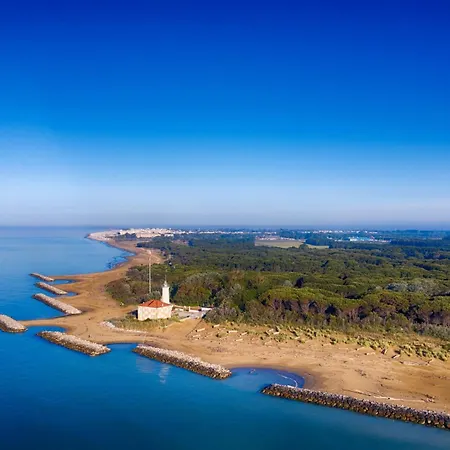 Appartamento Colorful Flat With Garden-beahost